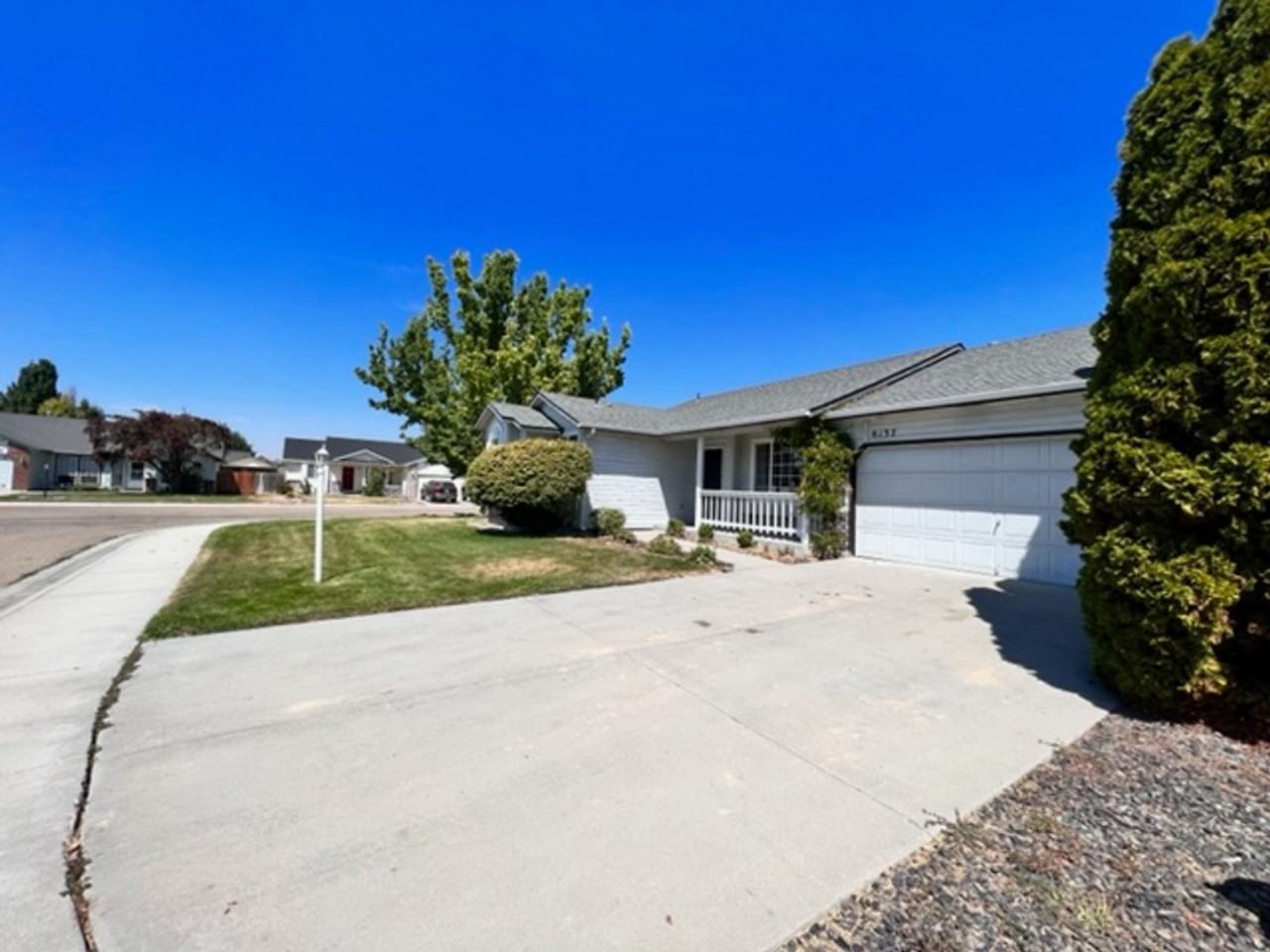8137 Waterfowl Ave - Photo 2 of 32