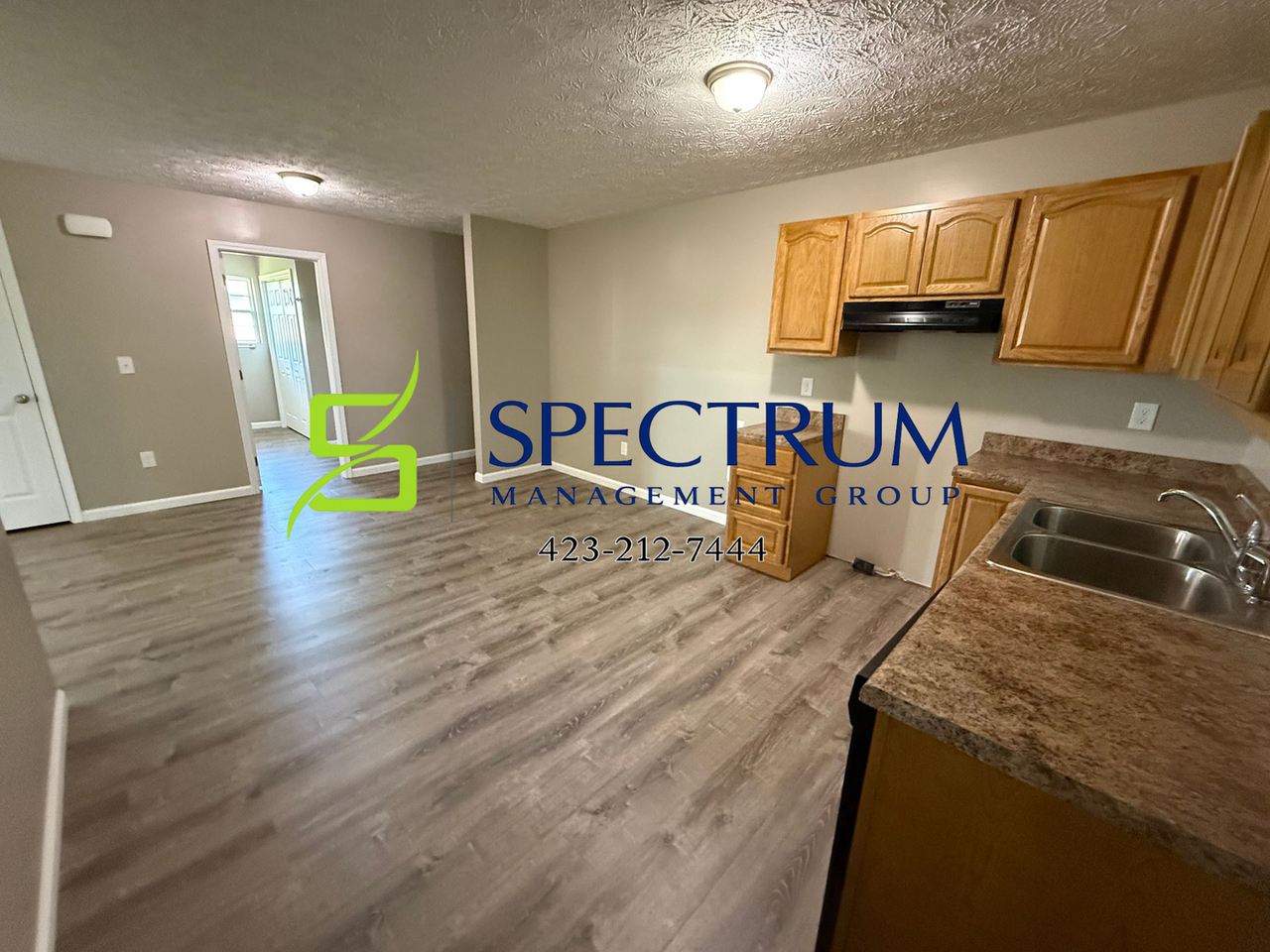 1042 Rosella Dr - Photo 7 of 17