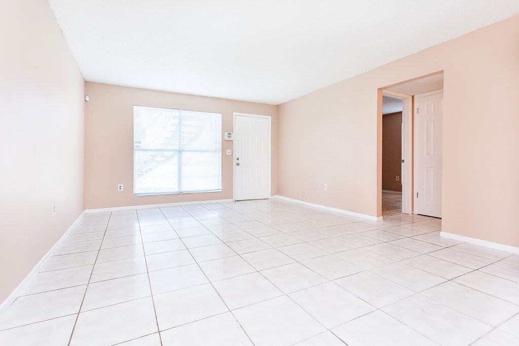 1905 Caralee Blvd - Photo 6 of 18