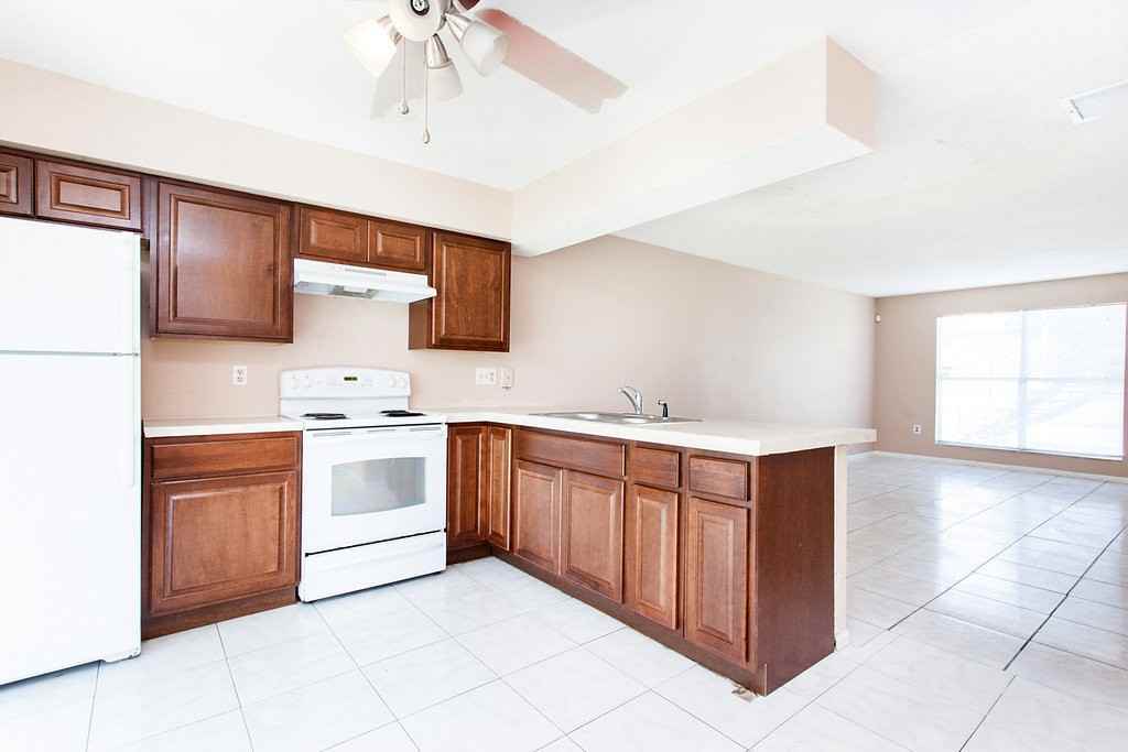 1905 Caralee Blvd - Photo 7 of 18