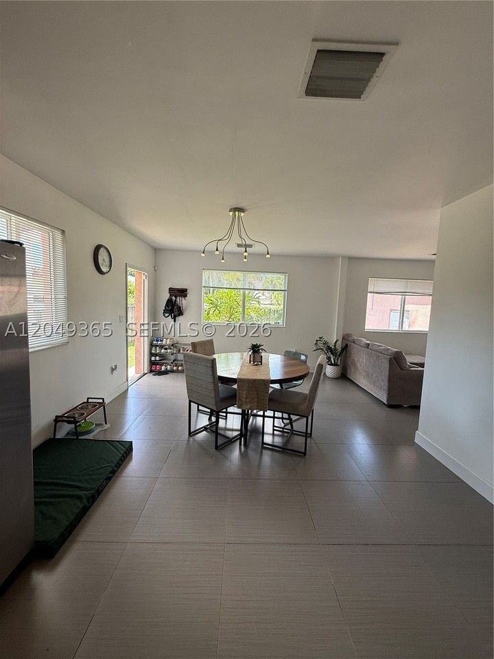 545 Nw 121st St #545 - Photo 6 of 23