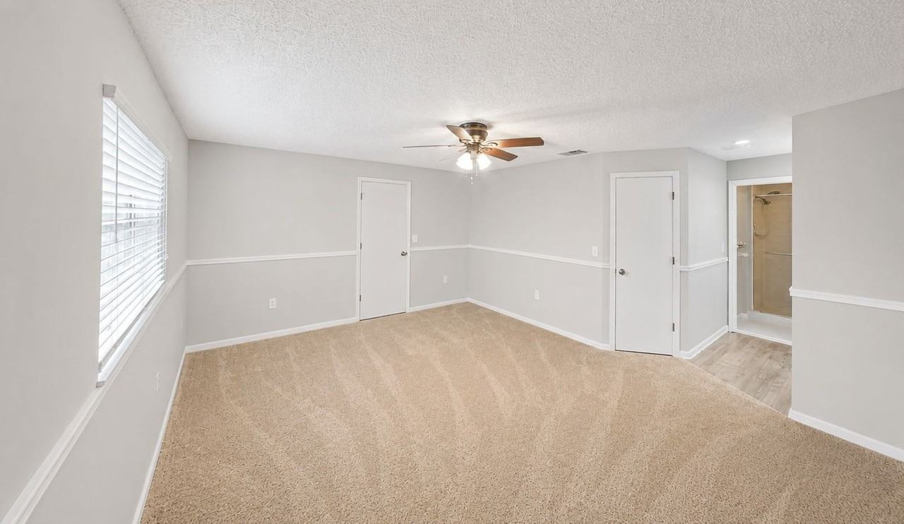 4602 Lafayette Ave - Photo 6 of 11