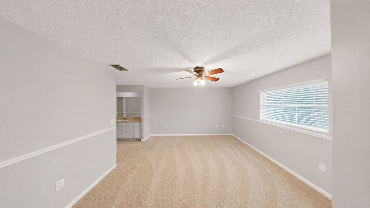 4602 Lafayette Ave - Photo 7 of 11