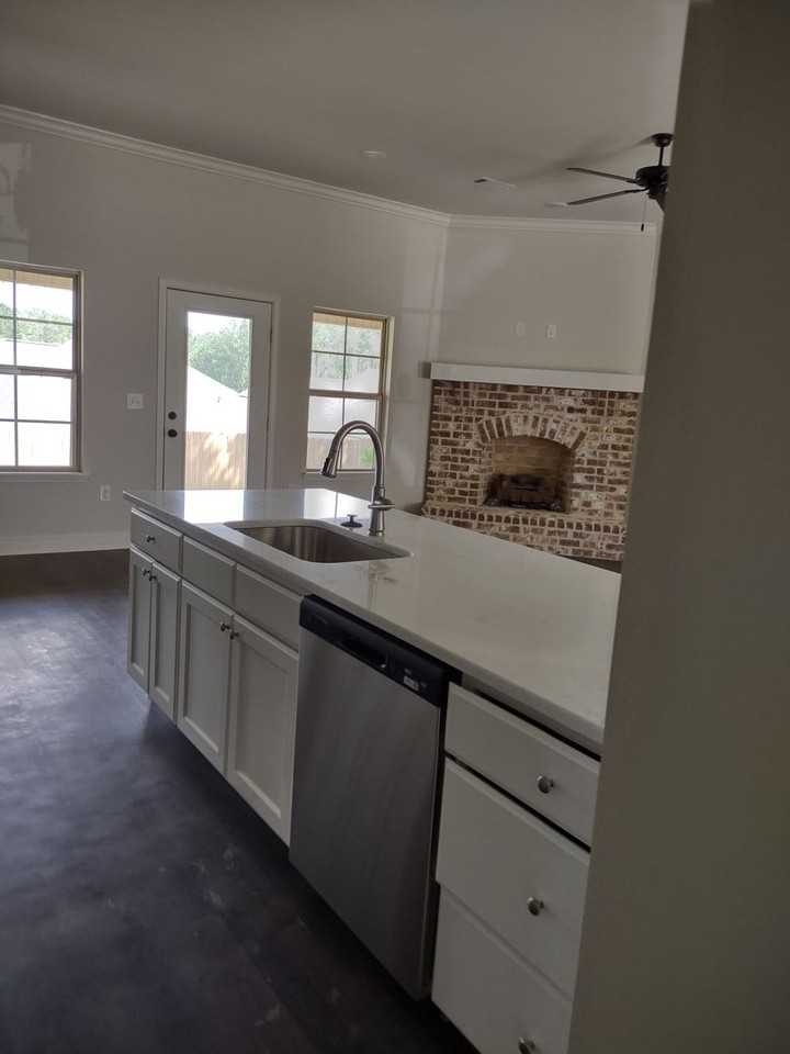 464 464 Silver Hill Drive - Photo 7 of 20