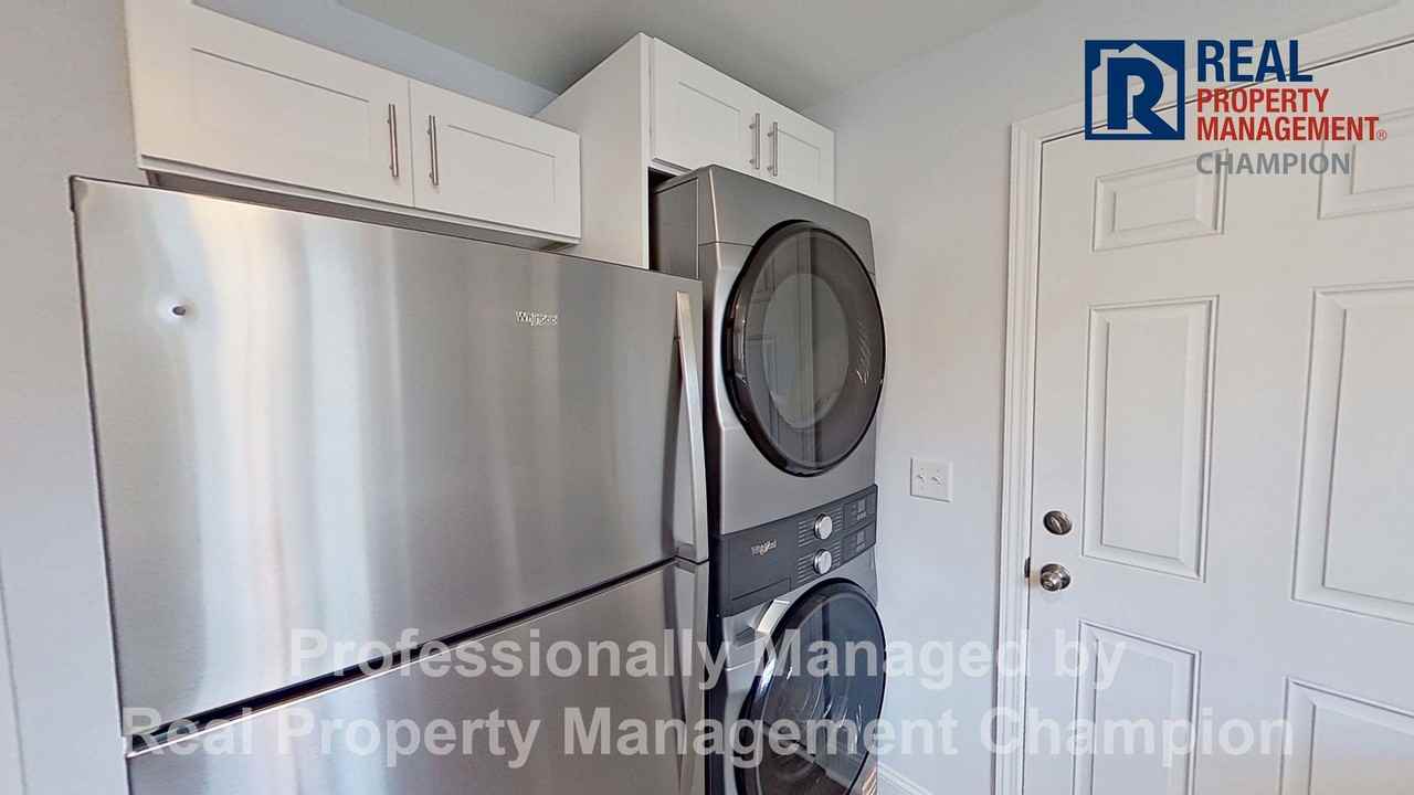 1005 Chestnut St - Photo 6 of 14
