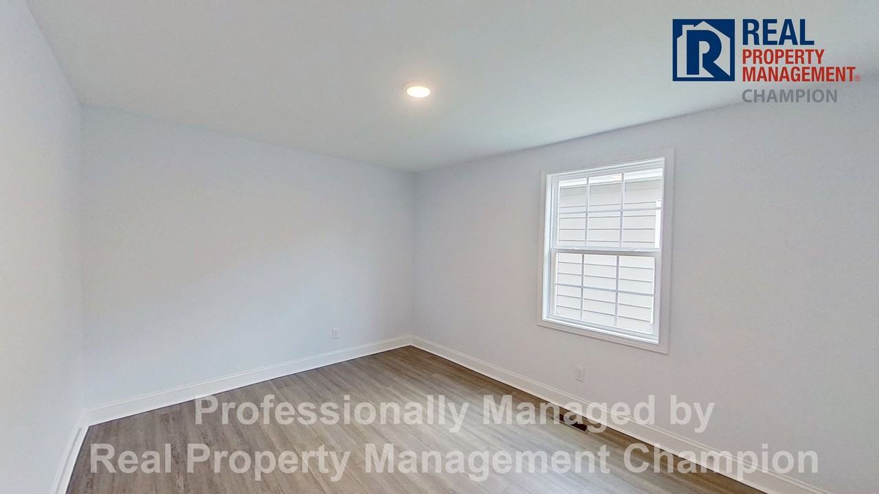 1005 Chestnut St - Photo 7 of 14