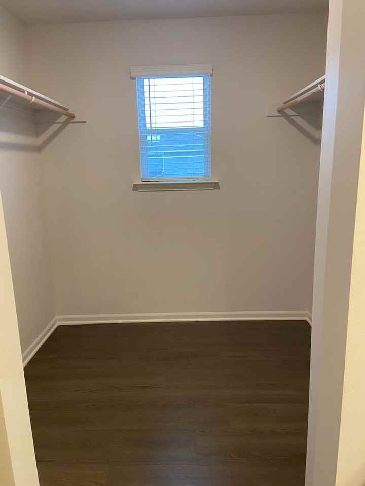21579 S Franklin Ct - Photo 5 of 27
