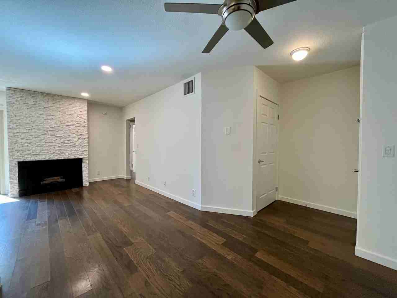 141 S Clark Dr #307 - Photo 6 of 12