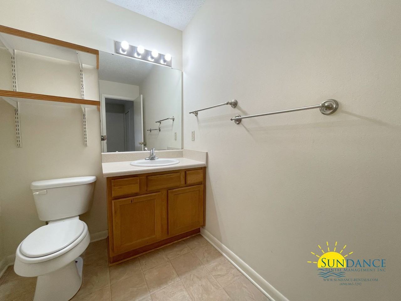 816 Lark St #8 - Photo 6 of 23