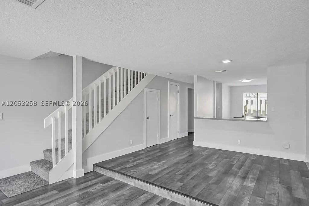 5084 S University Dr - Photo 7 of 14