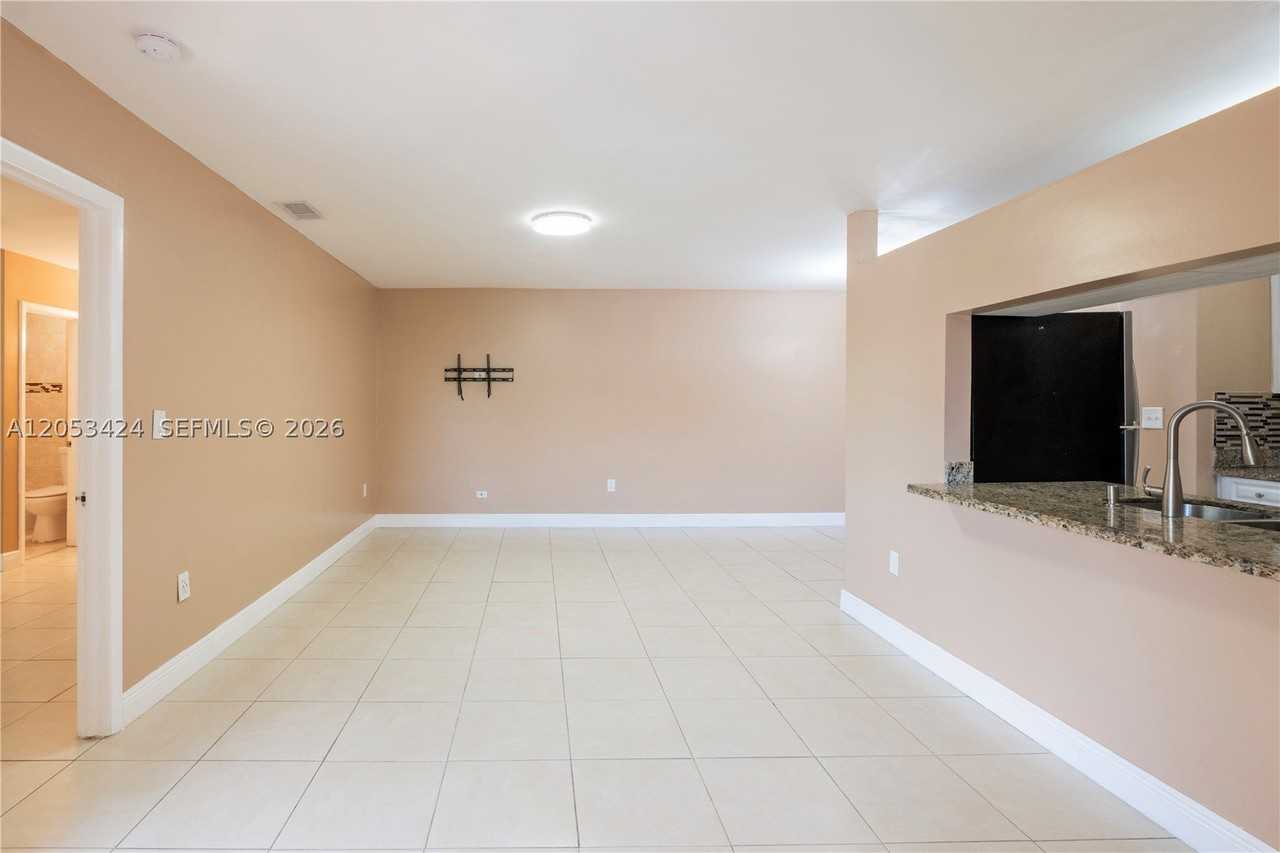 15635 Sw 74th Circle Dr #12 - Photo 3 of 25