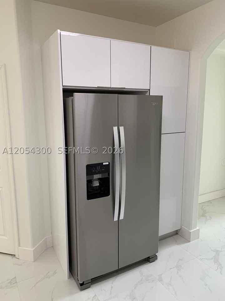 14020 Sw 152nd Ter - Photo 6 of 33
