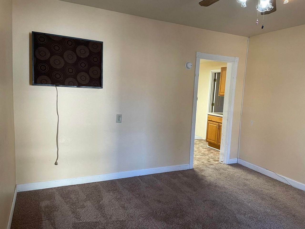 511 E 7th Ave - Photo 5 of 21