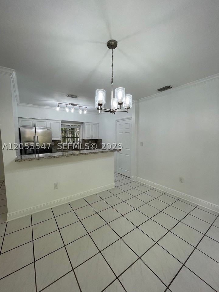 828 Lorca St - Photo 3 of 24