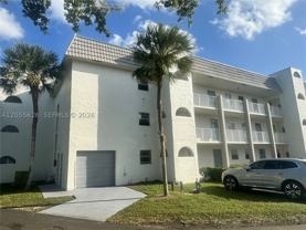 8135 Sunrise Lakes Blvd #309 - Photo 1 of 1