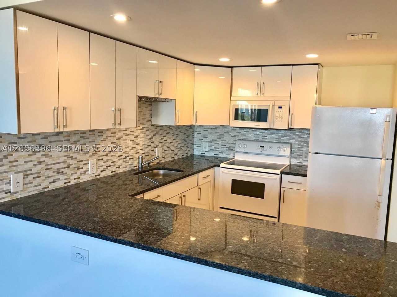 13155 Ixora Ct #907