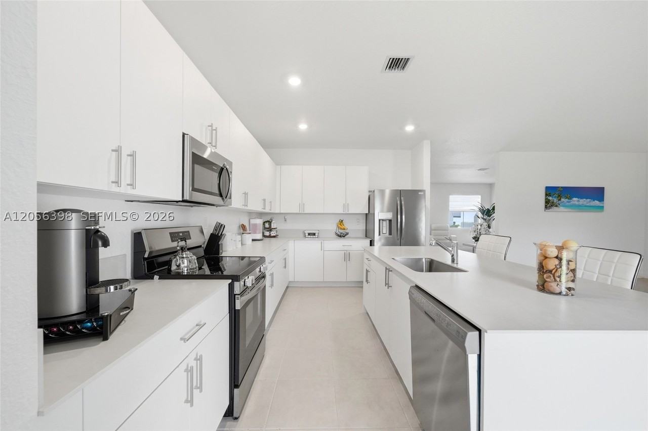 13249 Sw 189th Ter #13249 - Photo 7 of 23