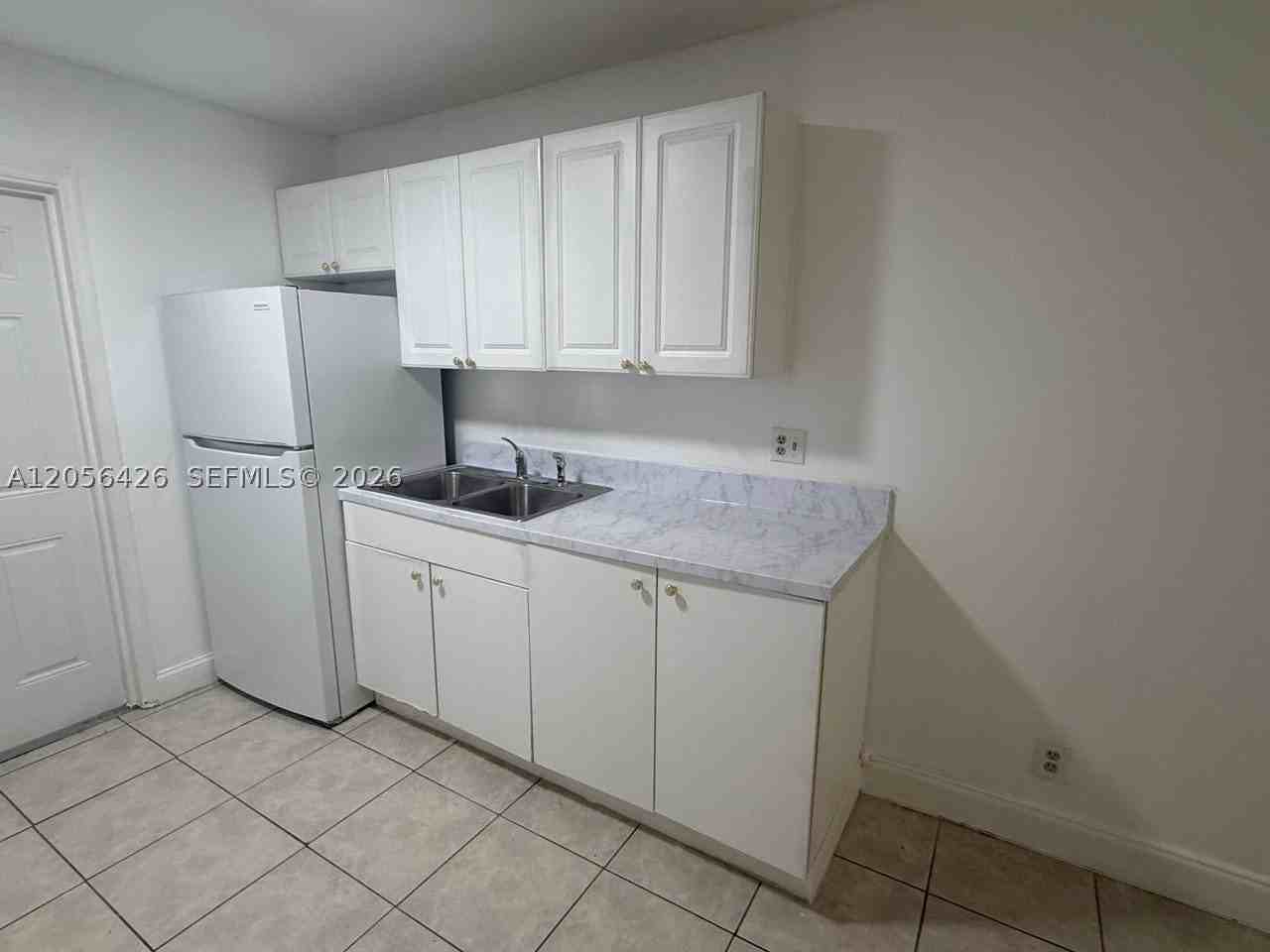 1132 Ne 5th Ave #2 - Photo 7 of 16