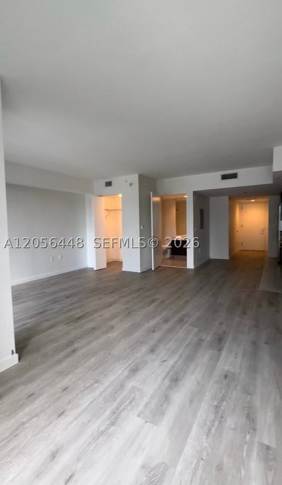 31 Se 6th St #1503 - Photo 2 of 8