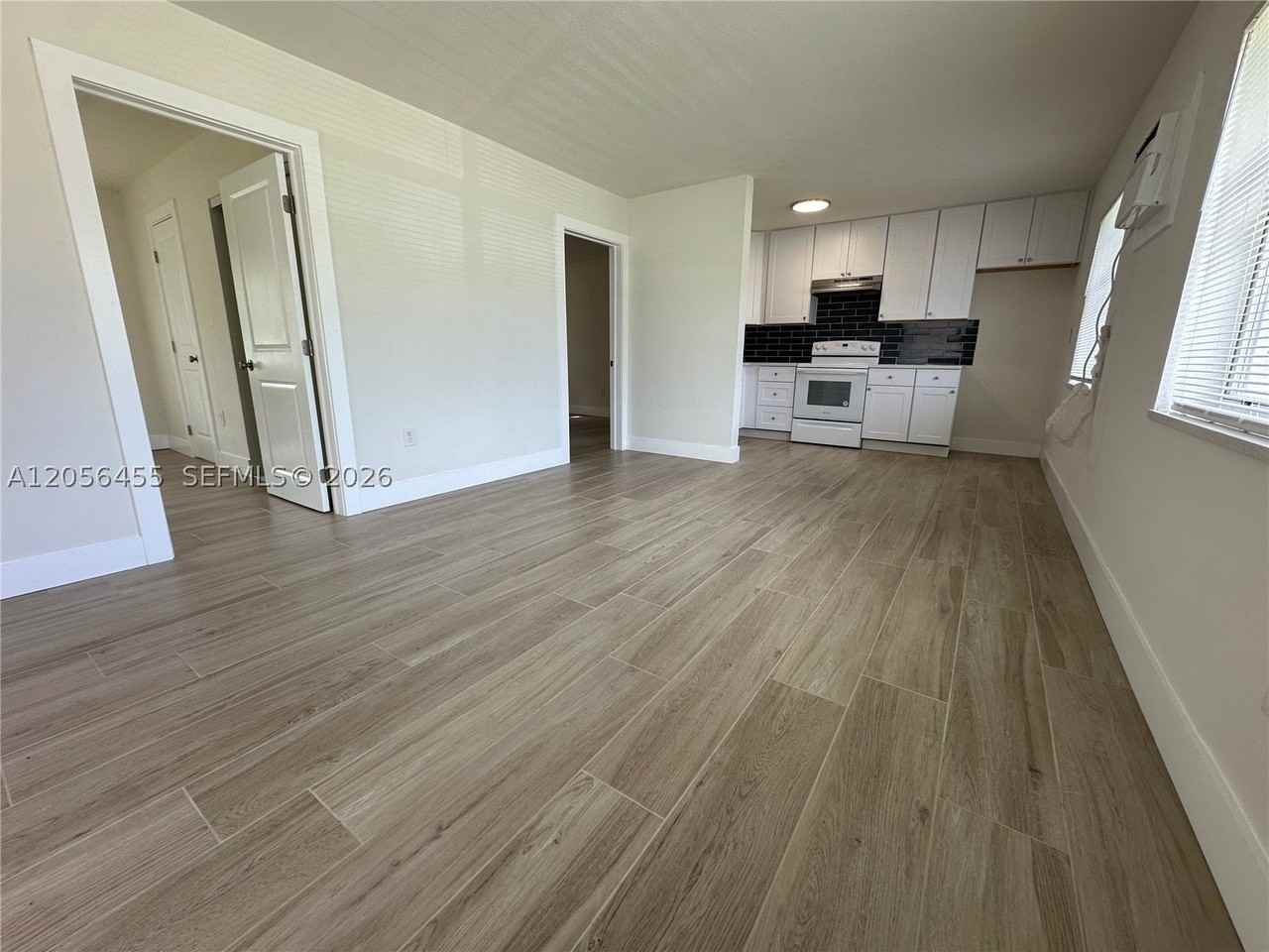 1048 Avenue E #3 - Photo 7 of 10