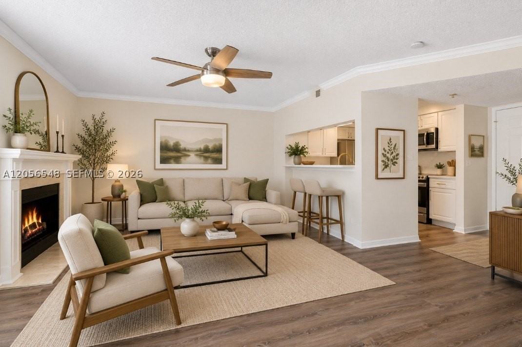 1000 W Horatio Street #114 - Photo 2 of 50