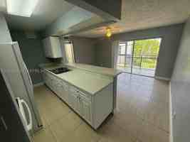 featured image of 4519 Treehouse Ln #H