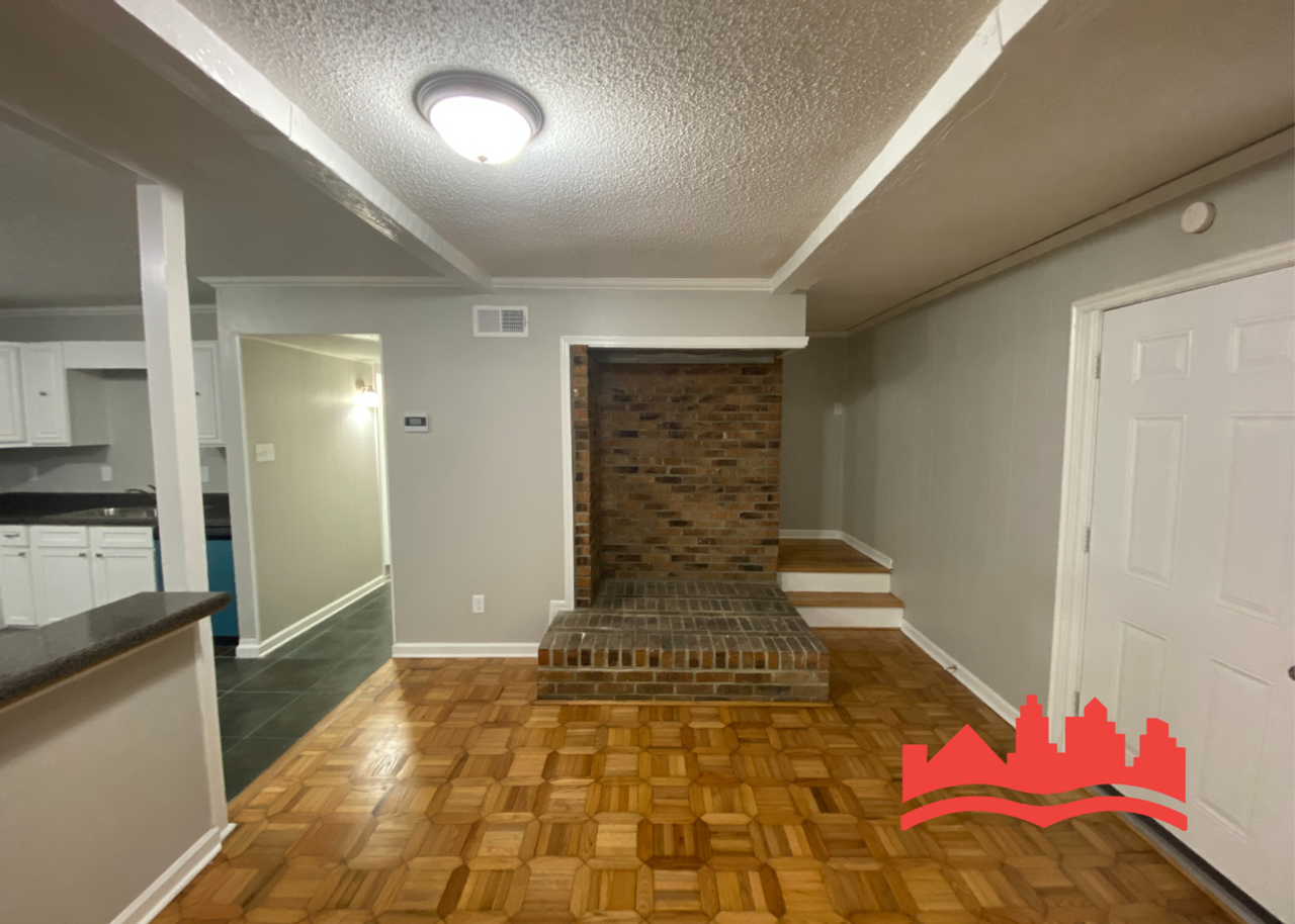 4242 Escrow St - Photo 5 of 25