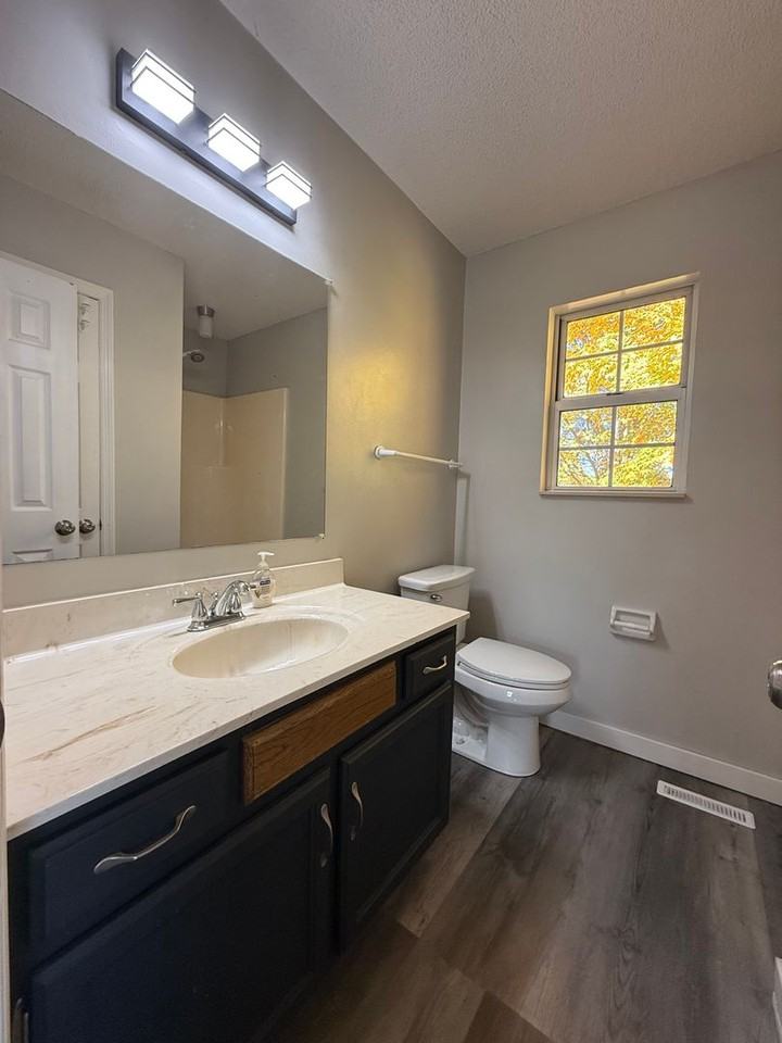 1628 Hunters Branch Rd - Photo 7 of 30