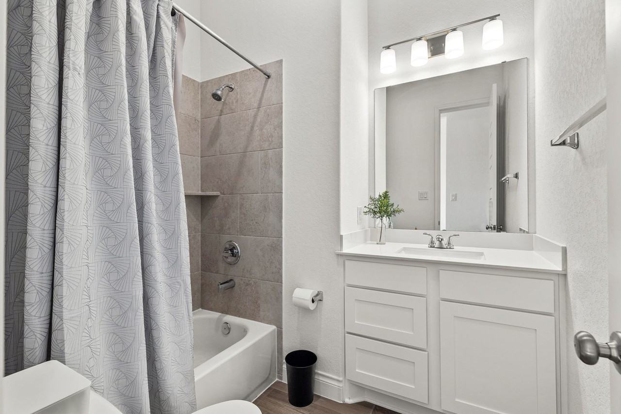 2604 Sueno Pt - Photo 7 of 43