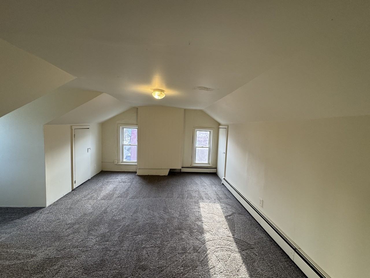 545 W Philadelphia St #B - Photo 6 of 10