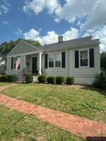 featured image of 3104 Bransford Rd