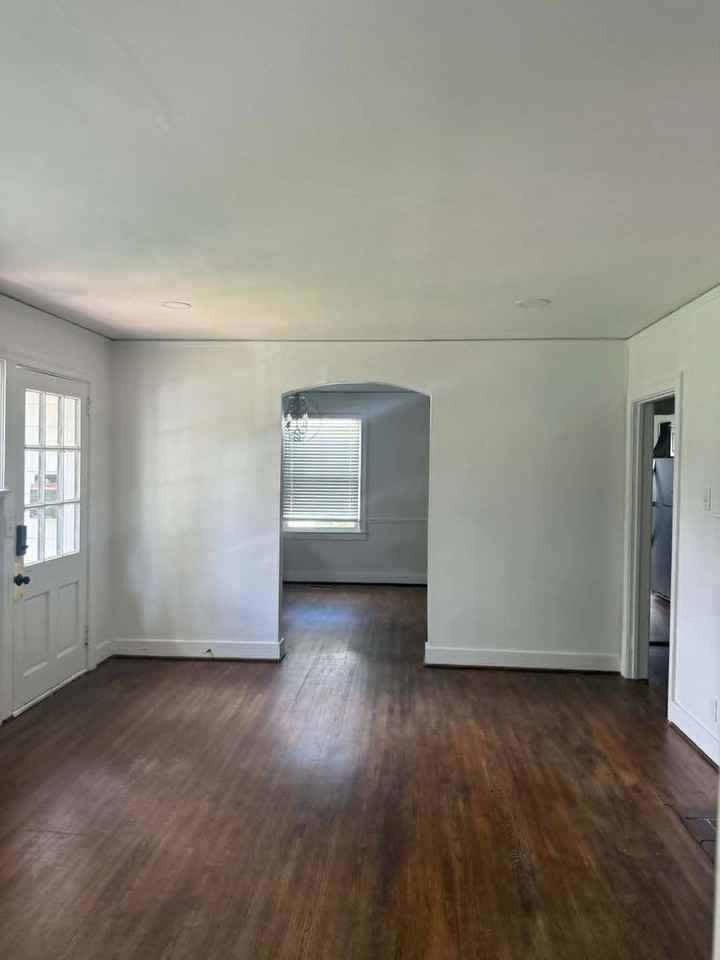 3104 Bransford Rd - Photo 2 of 11