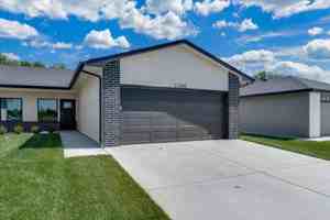 featured image of 11316 W 35th Cir S