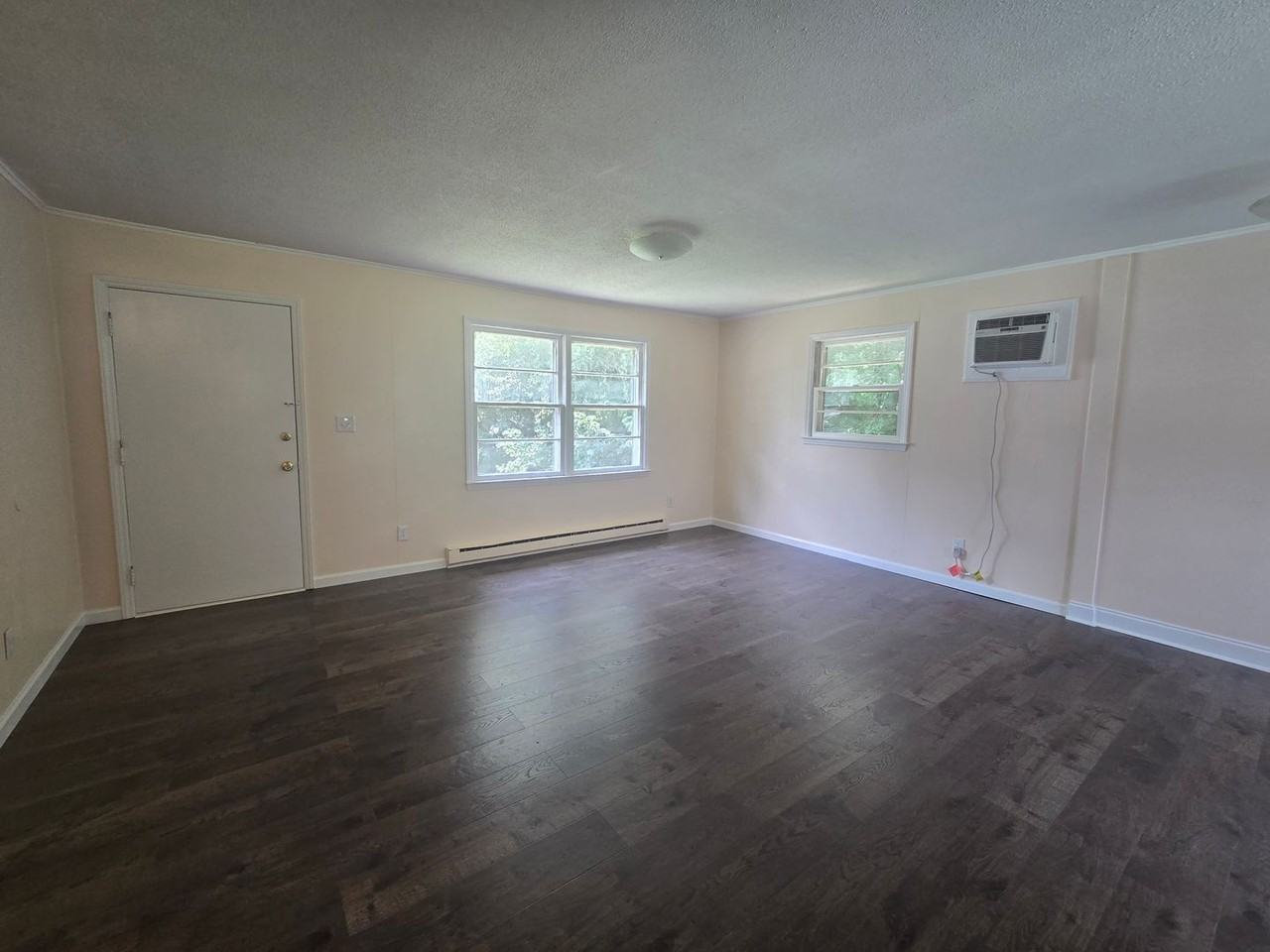 1031 Pegram Ave #B - Photo 4 of 10
