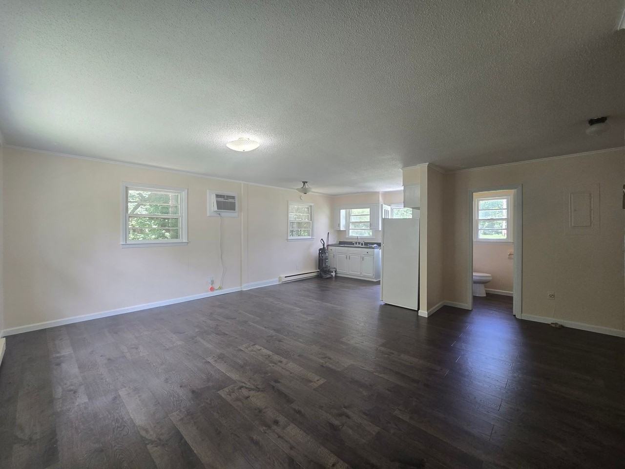 1031 Pegram Ave #B - Photo 5 of 10