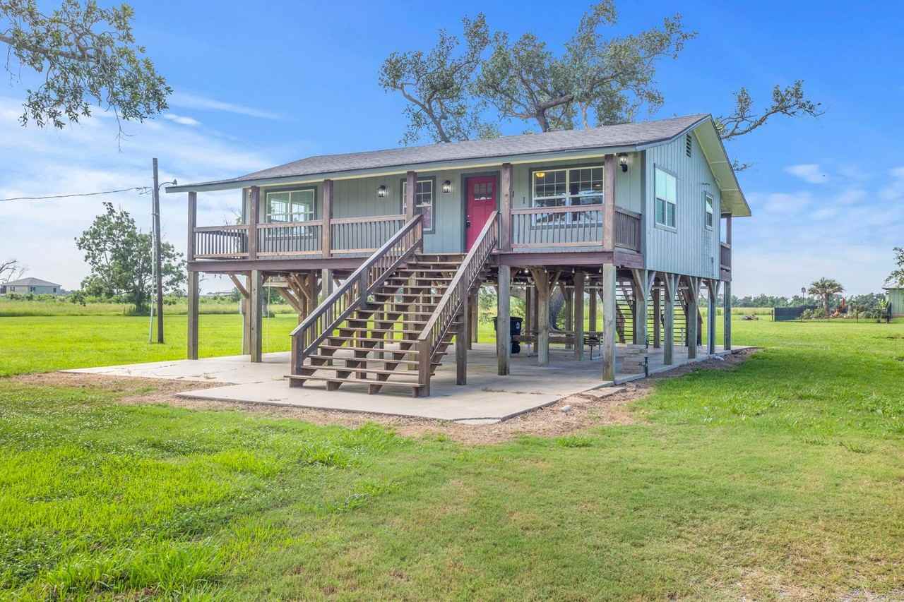 241 Hebert Camp Rd - Photo 3 of 17