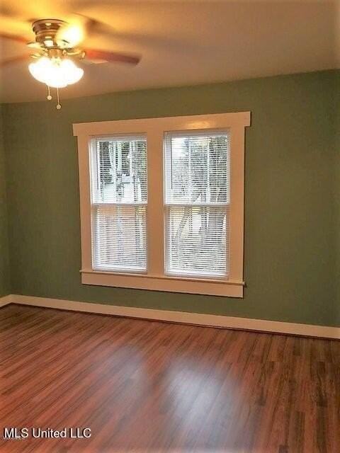 108 N Burke Ave - Photo 5 of 9