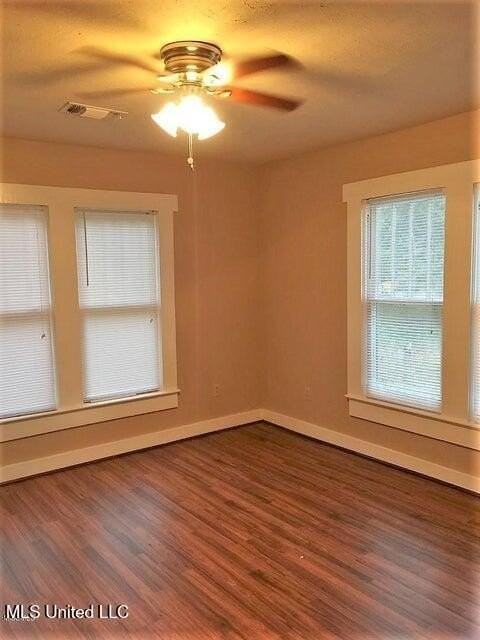 108 N Burke Ave - Photo 6 of 9