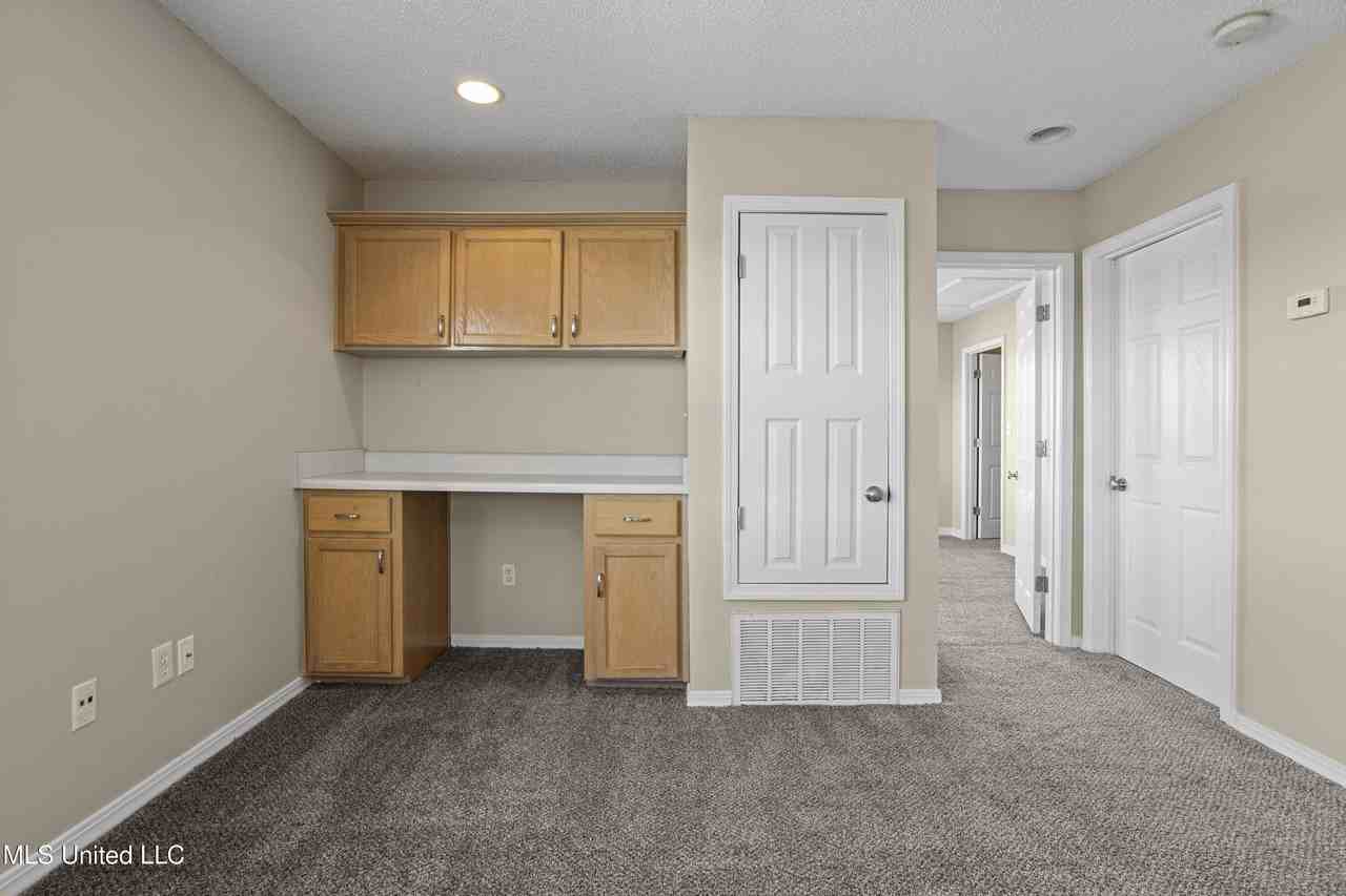 3230 Cumberland Rd Apt 208 - Photo 6 of 36