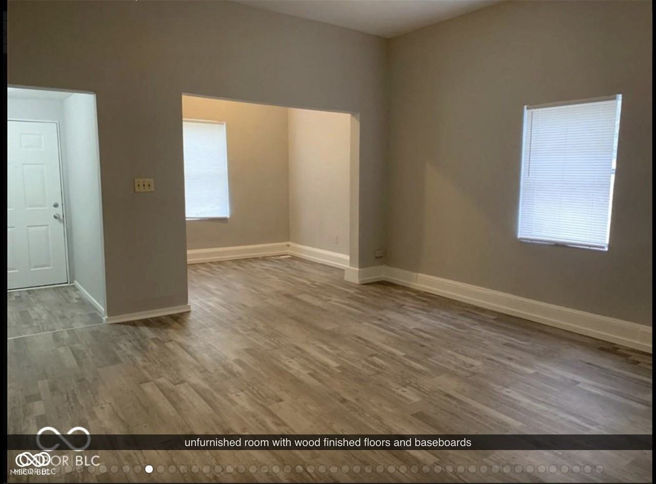 328 W 40th St - Photo 7 of 48