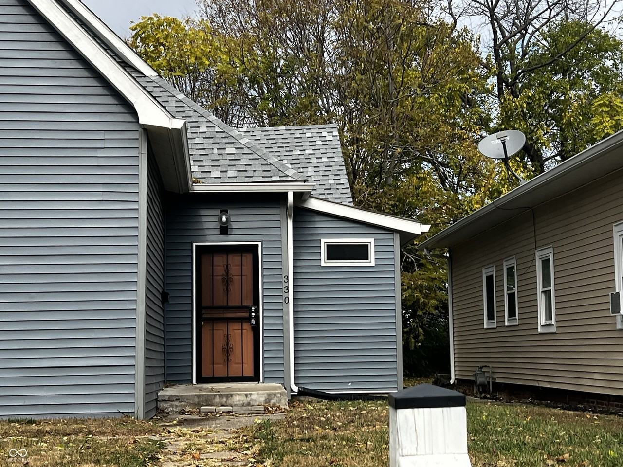 330 W 40th St - Photo 2 of 21
