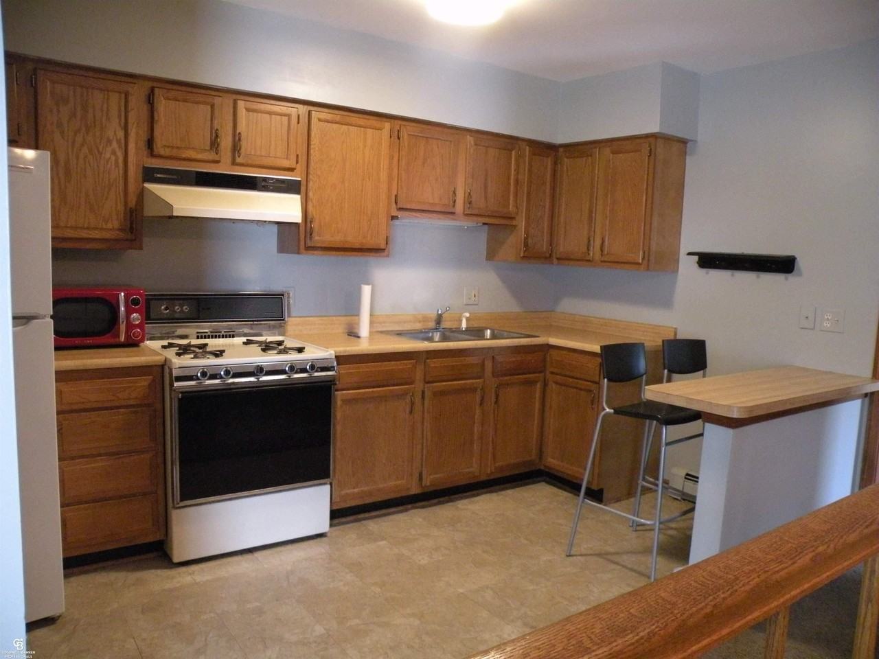 69297 N Main St #2 - Photo 5 of 18