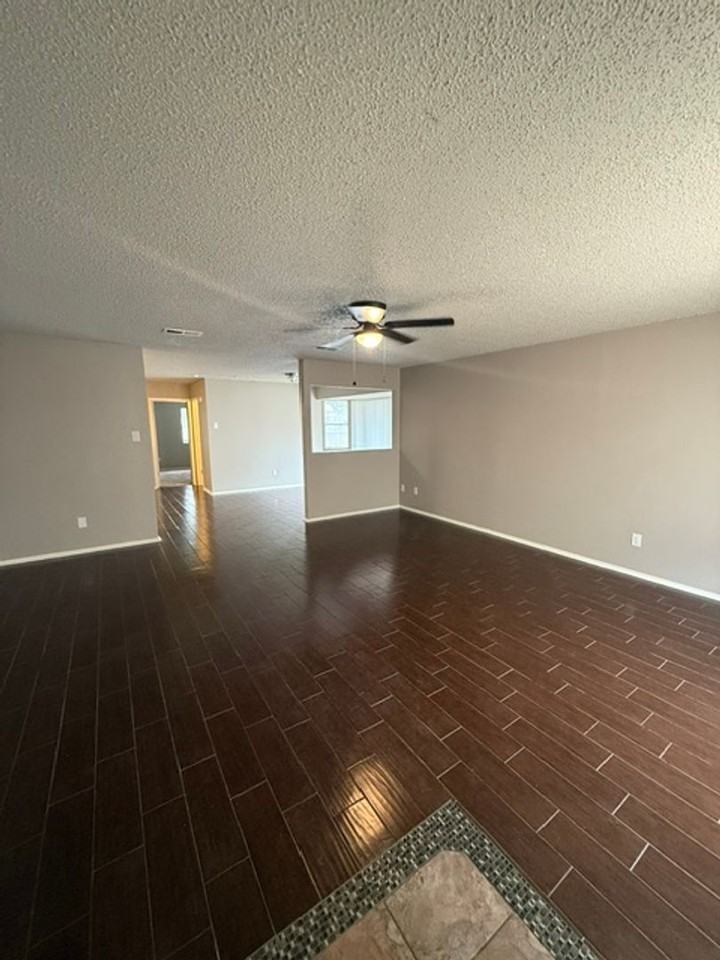 2703 Schwald Rd - Photo 2 of 14