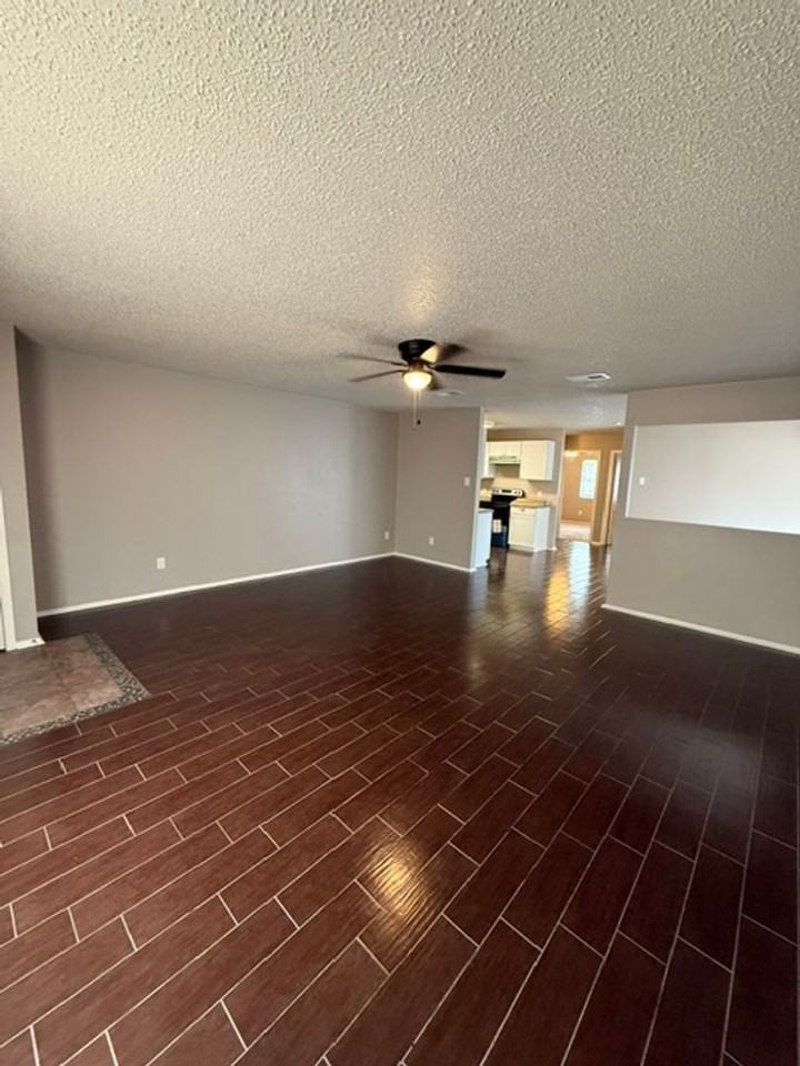 2703 Schwald Rd - Photo 3 of 14