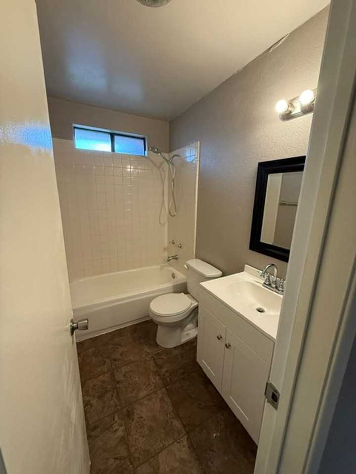 2703 Schwald Rd - Photo 7 of 14