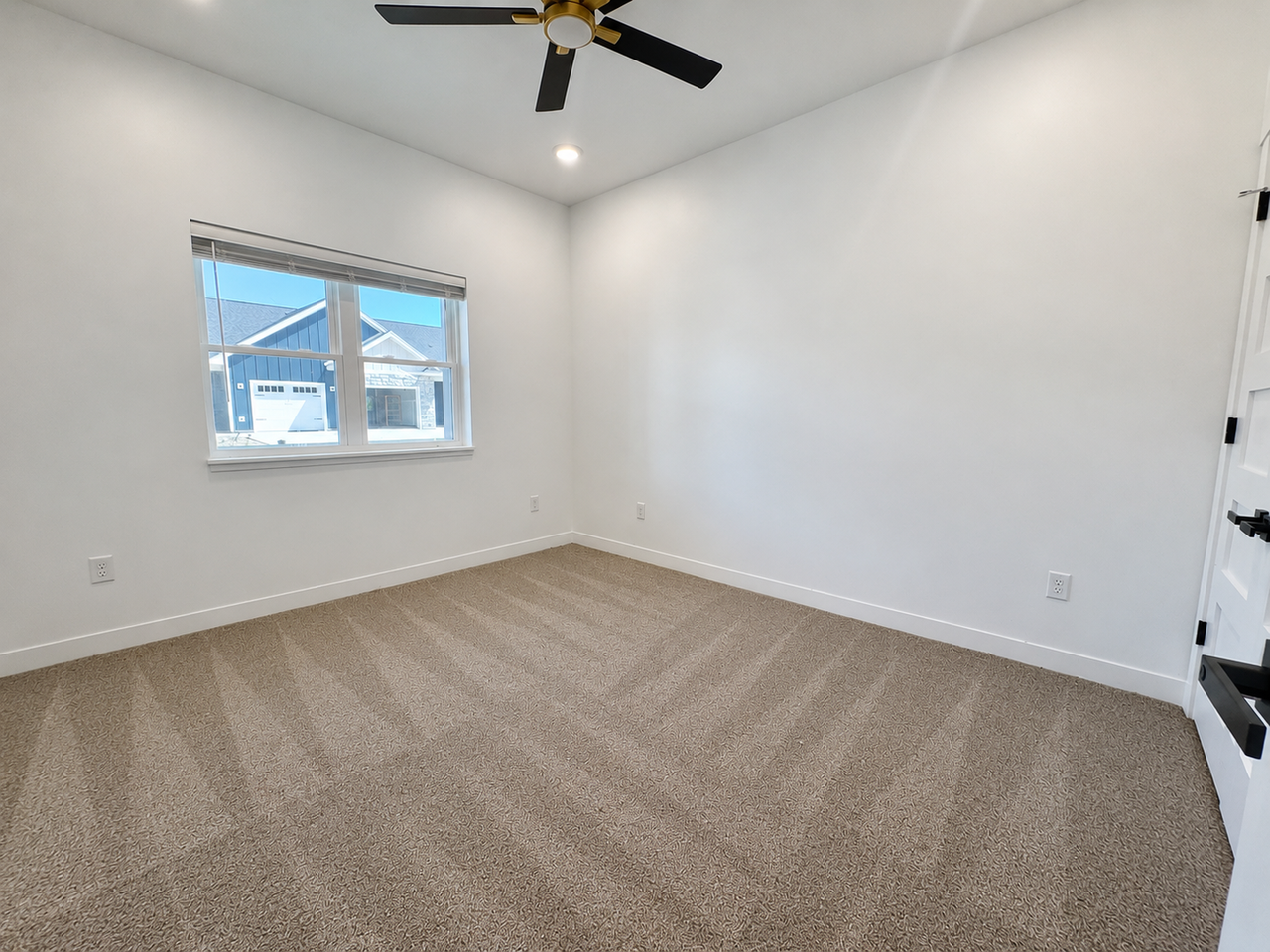 1725 Whitetail Way - Photo 5 of 9