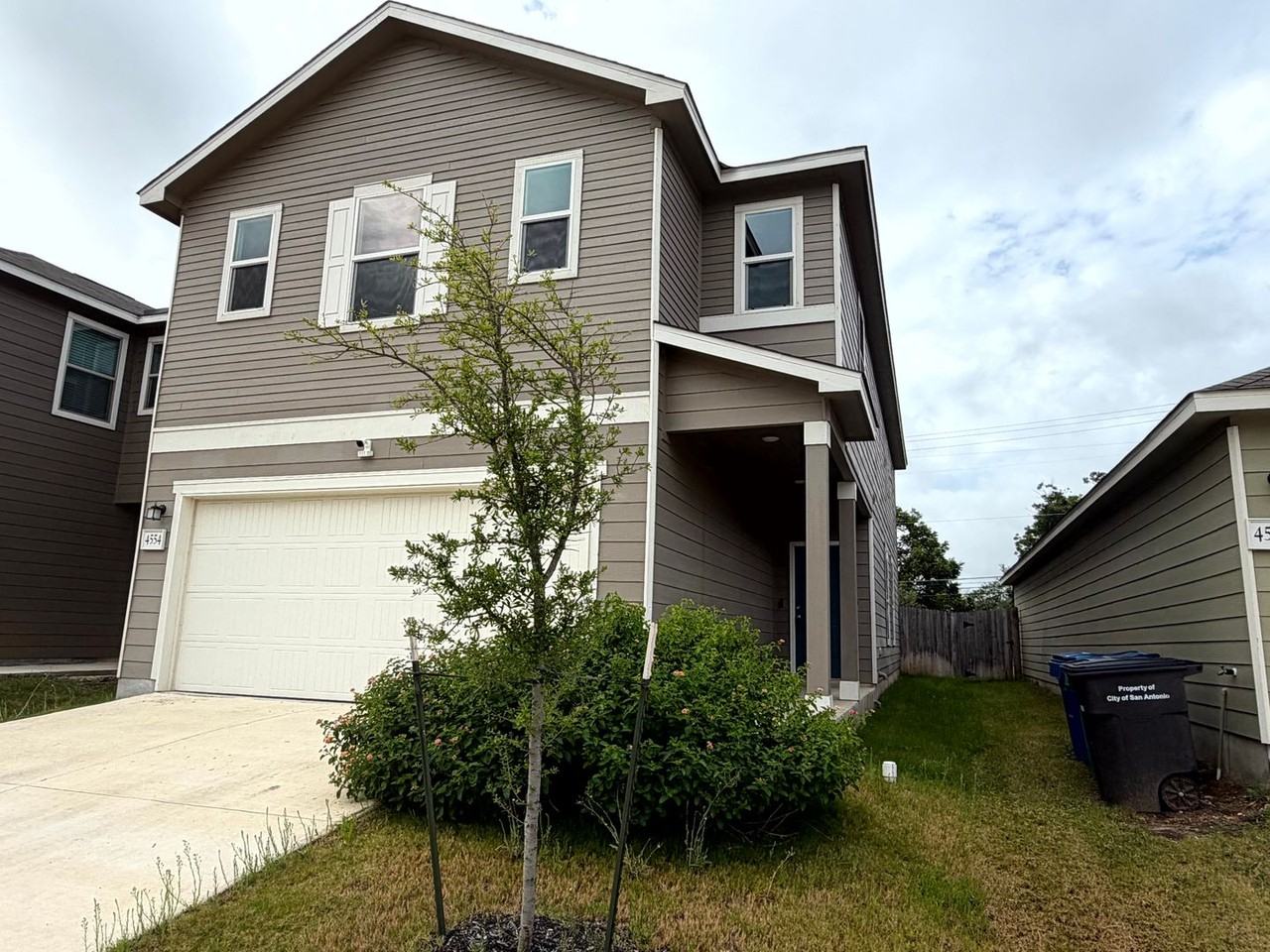 4554 Otra Otra Dr - Photo 2 of 22