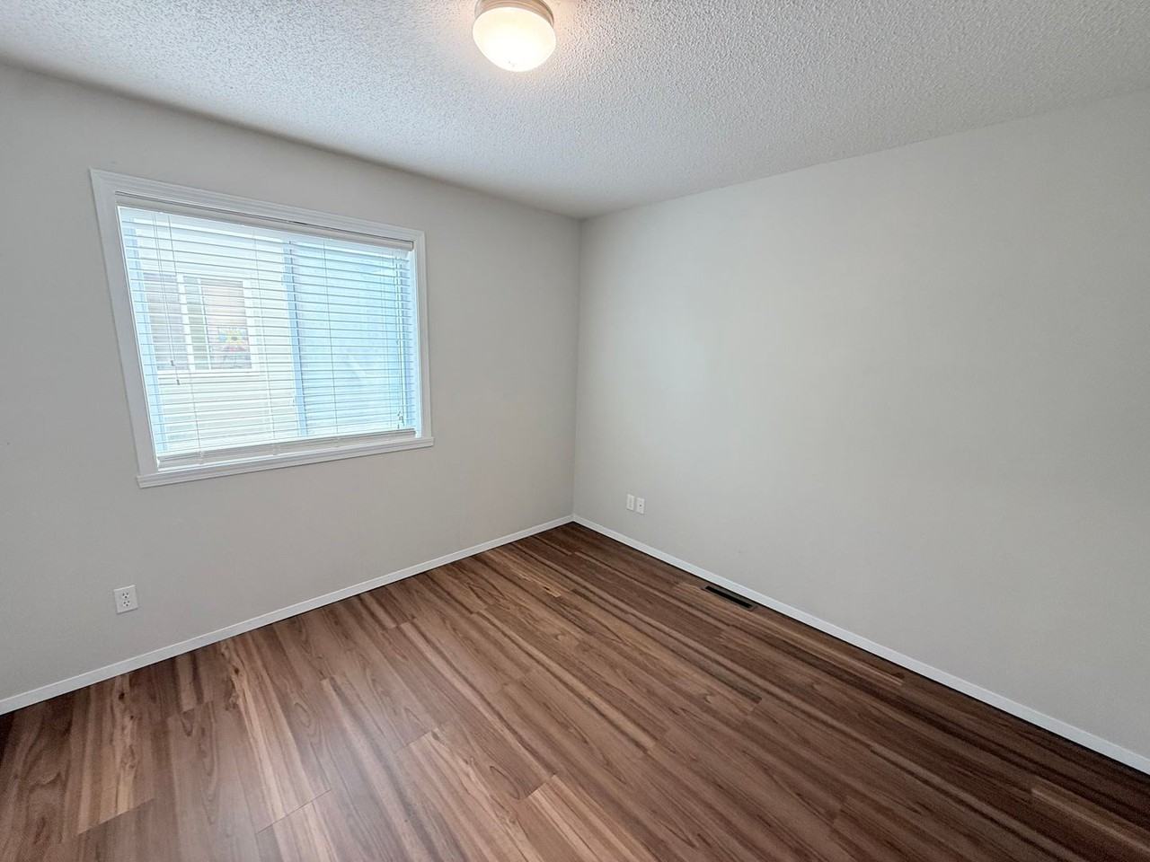 6144 24th St S - Photo 7 of 21