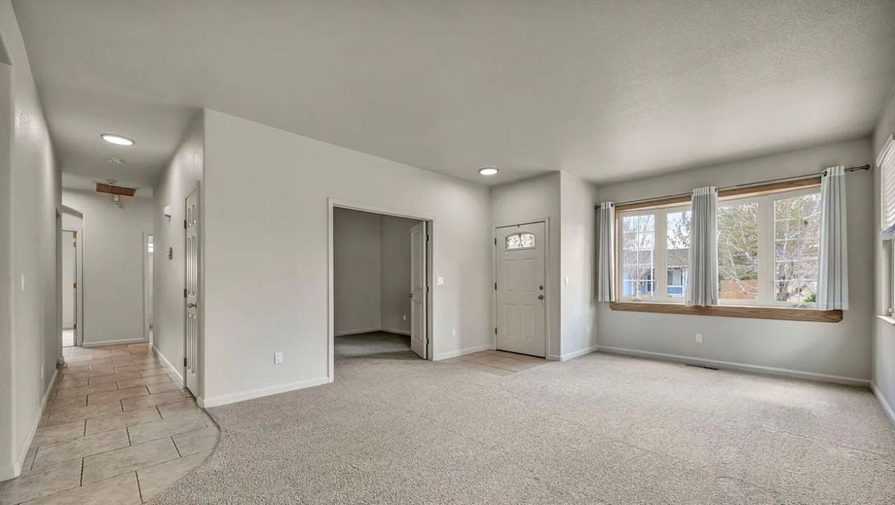 11555 Lone Desert Dr - Photo 2 of 14