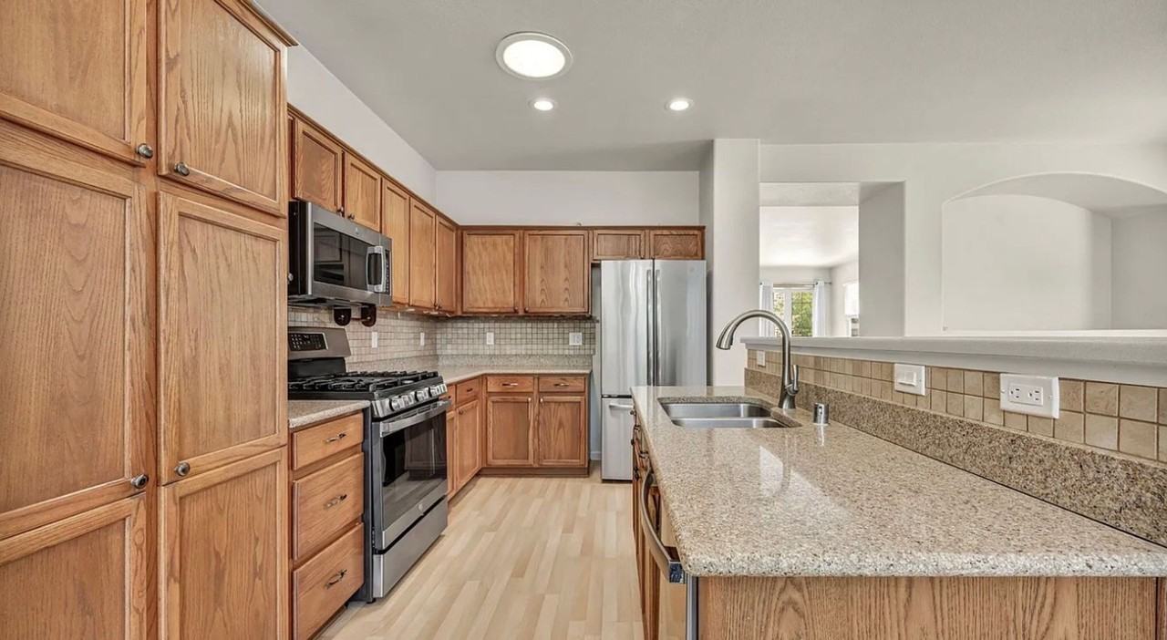 11555 Lone Desert Dr - Photo 5 of 14
